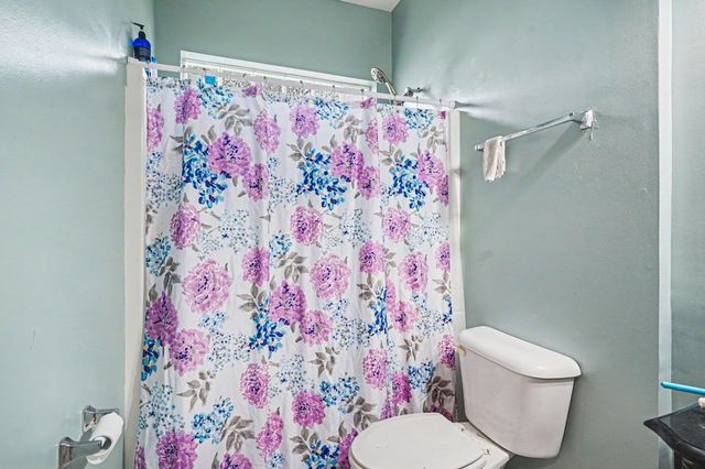 512 35th Ave N Apt 2, Myrtle Beach, SC 29577