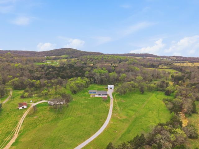 28 Shoulders Ln, S, Lebanon, TN 37090
