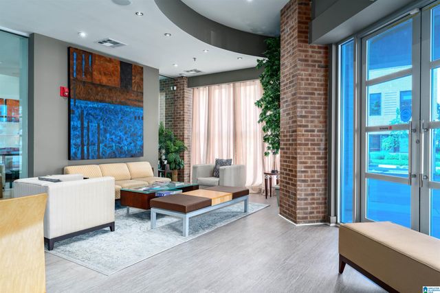 401 20th St S Apt 207, Birmingham, AL 35233