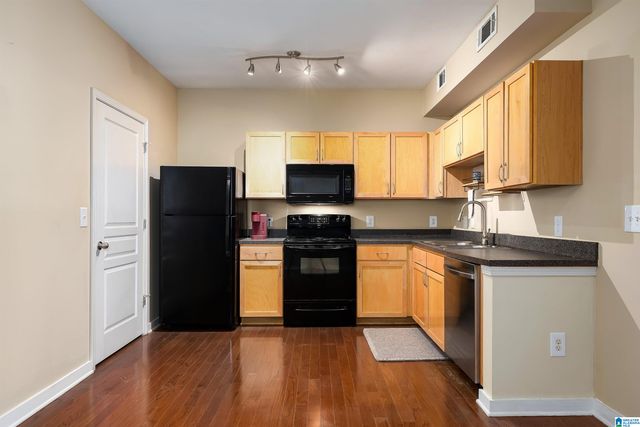 401 20th St S Apt 207, Birmingham, AL 35233