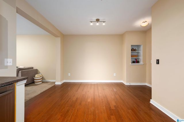 401 20th St S Apt 207, Birmingham, AL 35233
