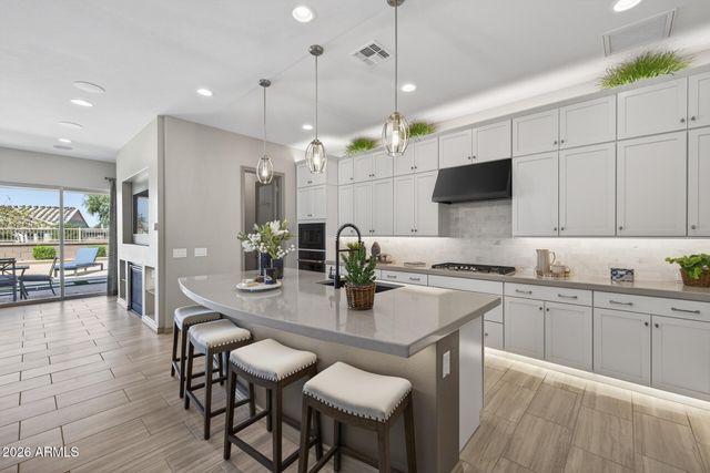 23032 E ARROWHEAD Trail, Queen Creek, AZ 85142