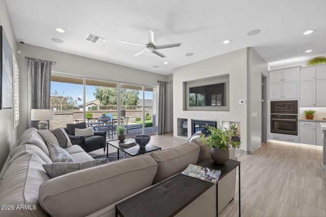 23032 E ARROWHEAD Trail, Queen Creek, AZ 85142