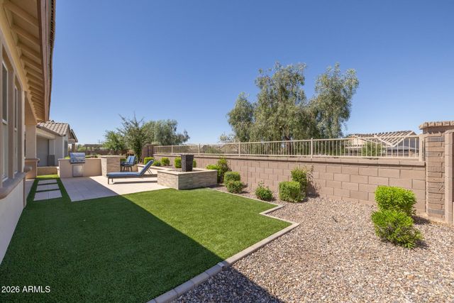 23032 E ARROWHEAD Trail, Queen Creek, AZ 85142