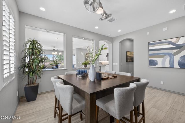 23032 E ARROWHEAD Trail, Queen Creek, AZ 85142