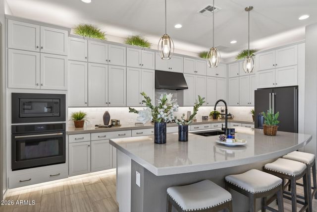 23032 E ARROWHEAD Trail, Queen Creek, AZ 85142