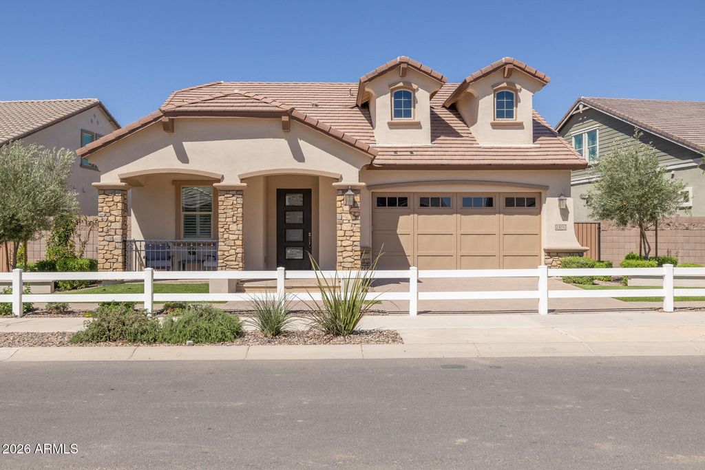 23032 E ARROWHEAD Trail, Queen Creek, AZ 85142 — photo 2
