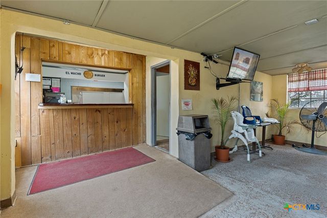 375 Mesa Drive, Del Valle, TX 78617