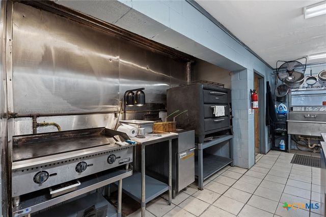 375 Mesa Drive, Del Valle, TX 78617