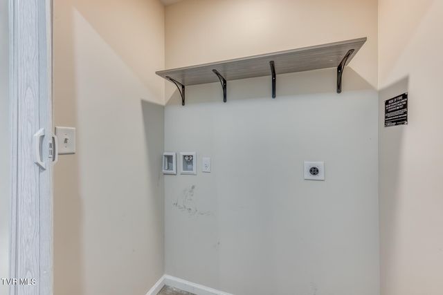 411 East Chestnut Street, Johnson City, TN 37601