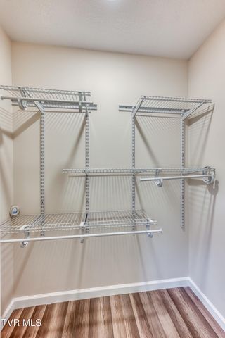 411 East Chestnut Street, Johnson City, TN 37601