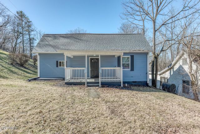 411 East Chestnut Street, Johnson City, TN 37601