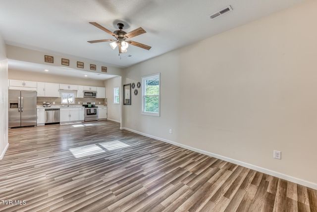 411 East Chestnut Street, Johnson City, TN 37601