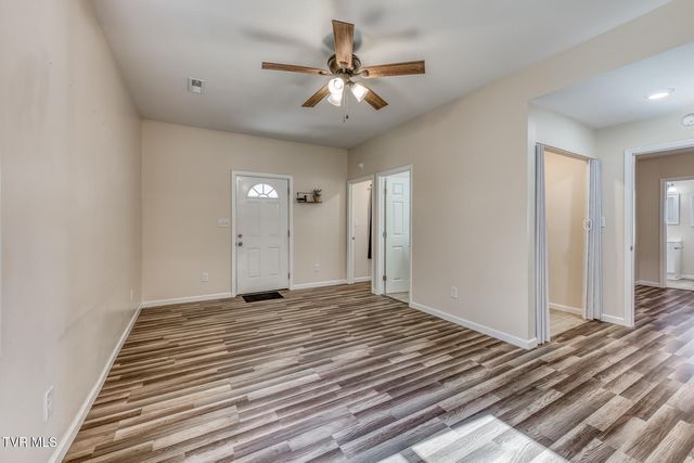 411 East Chestnut Street, Johnson City, TN 37601