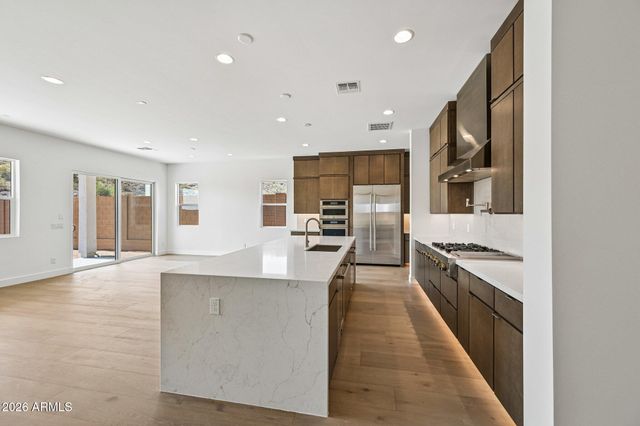 27908 N 74TH Lane, Peoria, AZ 85383