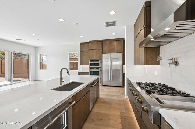 27908 N 74TH Lane, Peoria, AZ 85383
