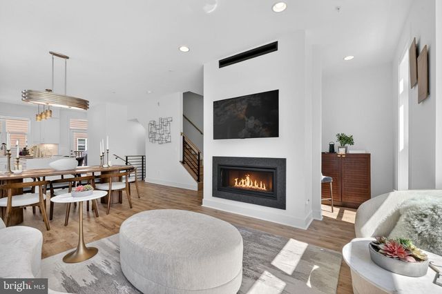 3301 WOODLAND PHLOX ST, Rockville, MD 20852