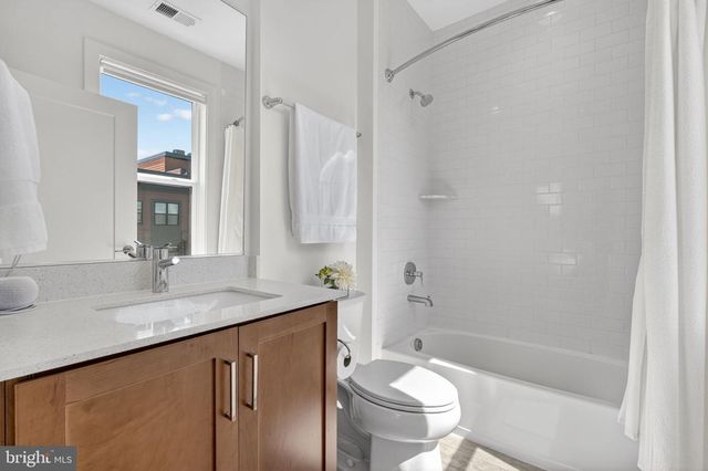 3301 WOODLAND PHLOX ST, Rockville, MD 20852