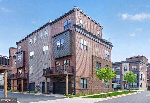 3301 WOODLAND PHLOX ST, Rockville, MD 20852