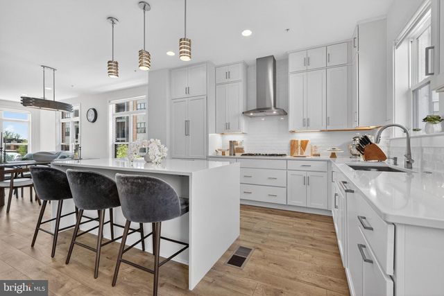 3301 WOODLAND PHLOX ST, Rockville, MD 20852