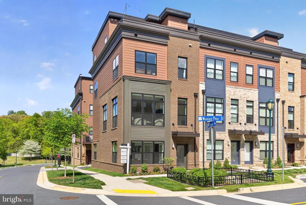 3301 WOODLAND PHLOX ST, Rockville, MD 20852