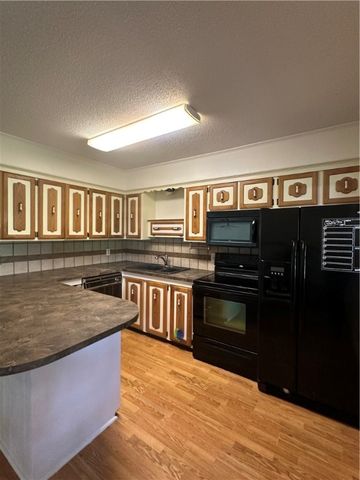 337 Shiloh Pines Lane, Russellville, AR 72802