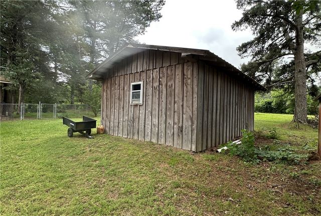 337 Shiloh Pines Lane, Russellville, AR 72802