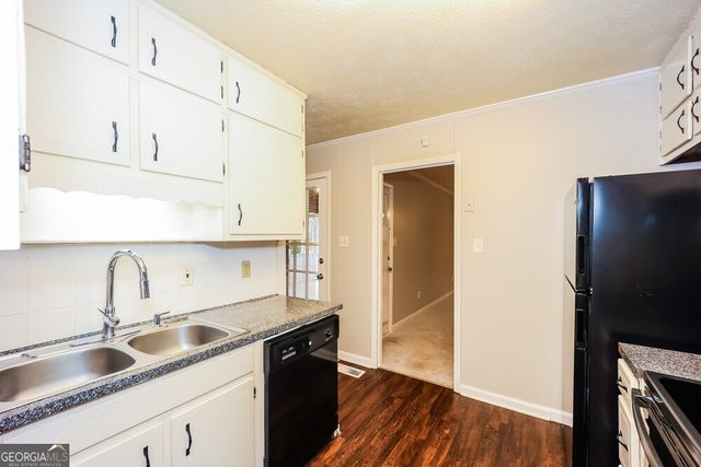 2808 Adella Court, Snellville, GA 30078