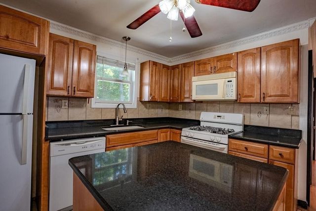 42 Lannon Ave, Dracut, MA 01826