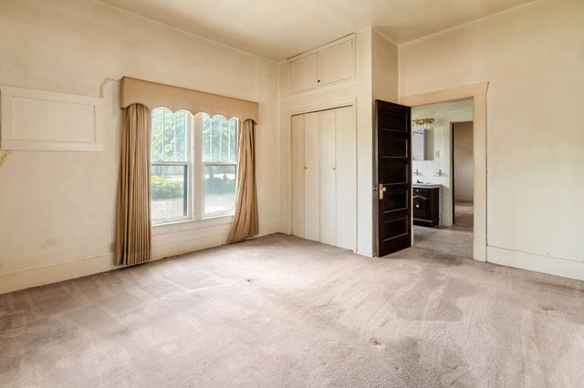 604 S Pearl Street, Trenton, TX 75490