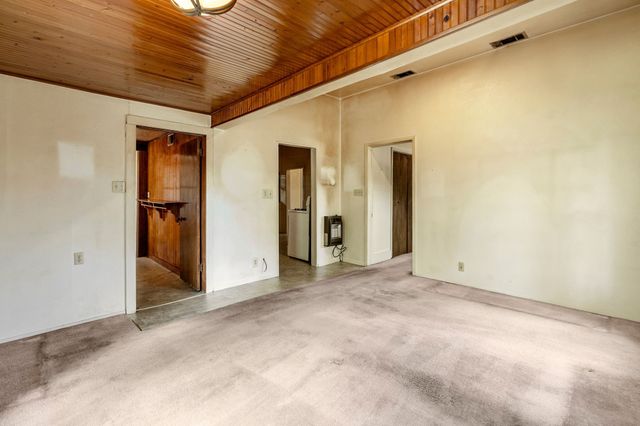604 S Pearl Street, Trenton, TX 75490