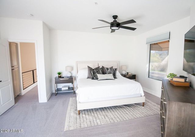 8989 N GAINEY CENTER Drive 101, Scottsdale, AZ 85258