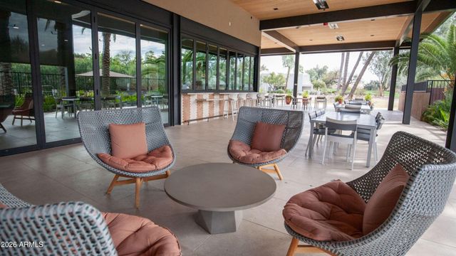 8989 N GAINEY CENTER Drive 101, Scottsdale, AZ 85258