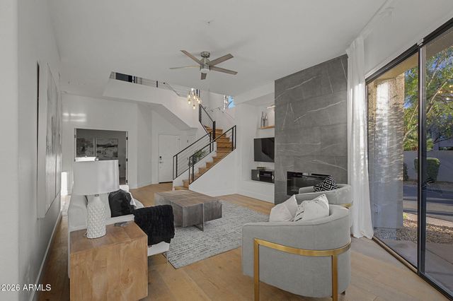 8989 N GAINEY CENTER Drive 101, Scottsdale, AZ 85258