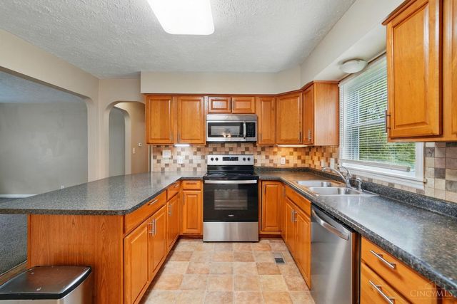 1281 Millville Avenue, Hamilton, OH 45013