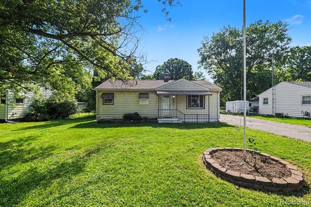 2089 Christner Street, Burton, MI 48519