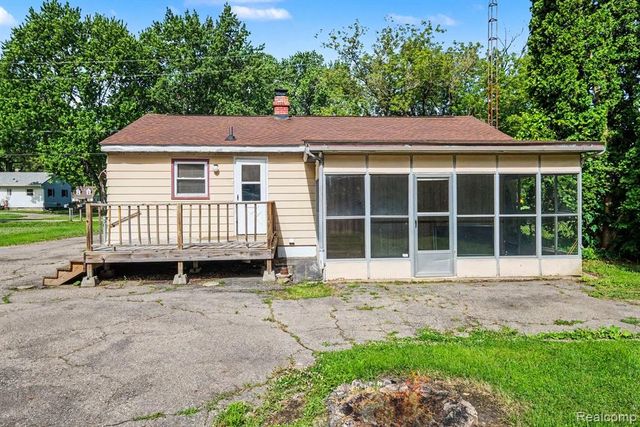 2089 Christner Street, Burton, MI 48519