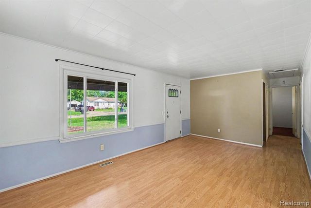 2089 Christner Street, Burton, MI 48519