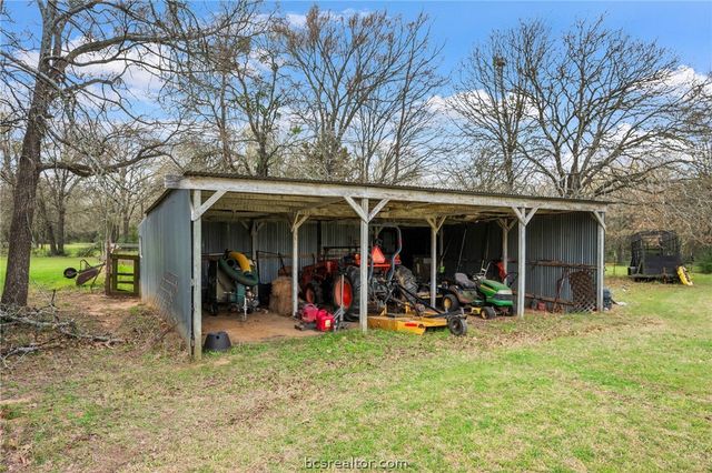 1449 Wylie Lane, Franklin, TX 77856