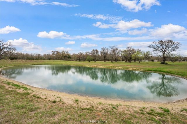 1449 Wylie Lane, Franklin, TX 77856