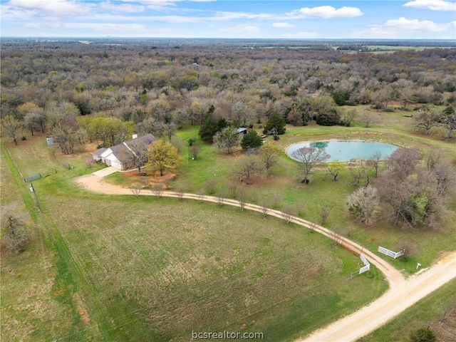 1449 Wylie Lane, Franklin, TX 77856