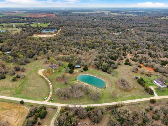 1449 Wylie Lane, Franklin, TX 77856