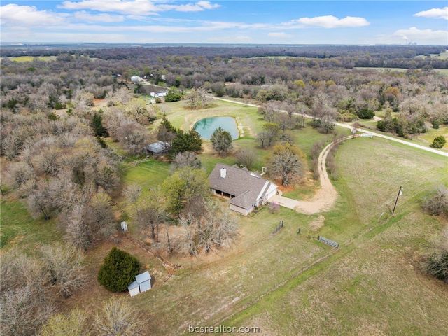 1449 Wylie Lane, Franklin, TX 77856