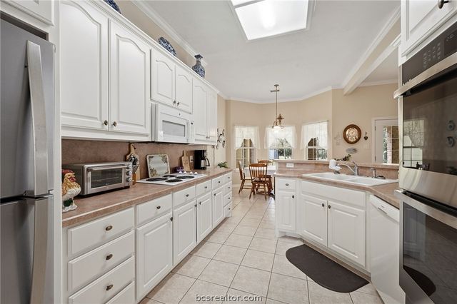 1449 Wylie Lane, Franklin, TX 77856