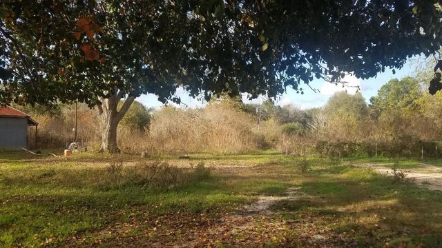 41640 Hwy 6 N Highway, Hempstead, TX 77445