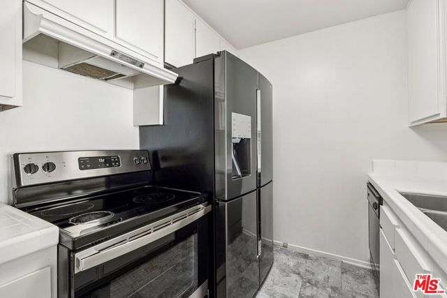 5460 White Oak Avenue A204, Encino, CA 91316