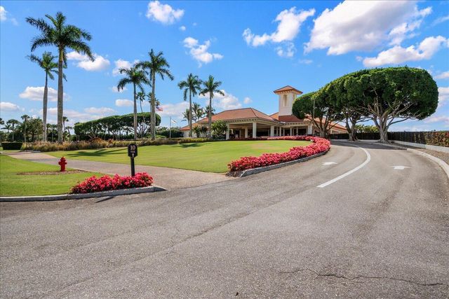 1338 Breakers West Boulevard, West Palm Beach, FL 33411