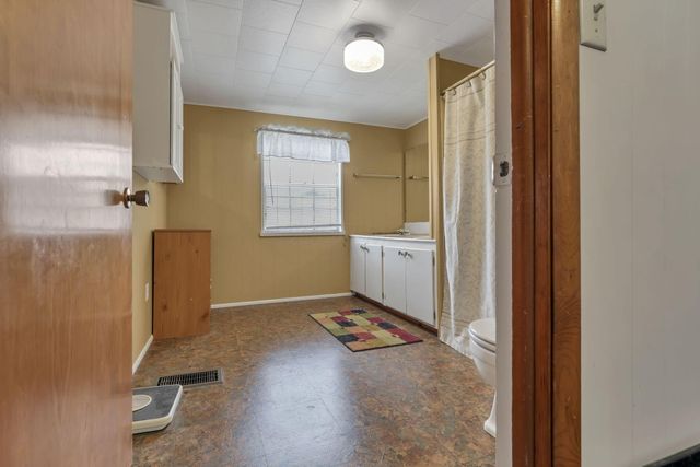 110 Quarry Road SE, Lancaster, OH 43130