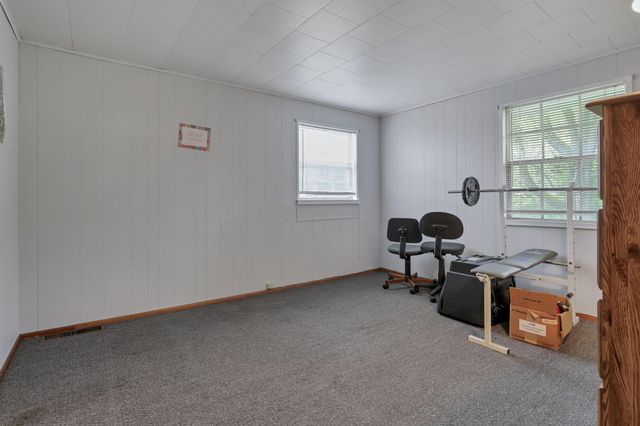 110 Quarry Road SE, Lancaster, OH 43130