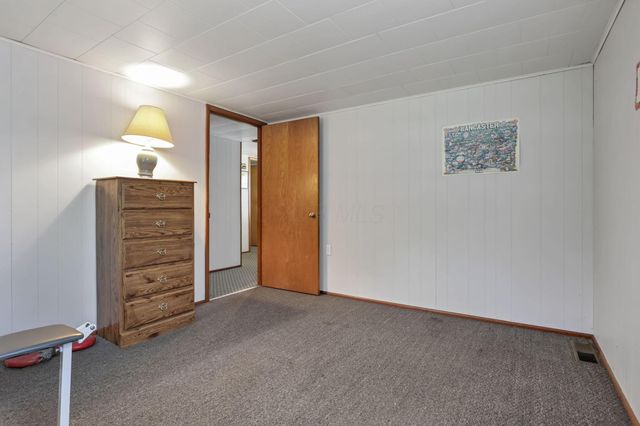 110 Quarry Road SE, Lancaster, OH 43130